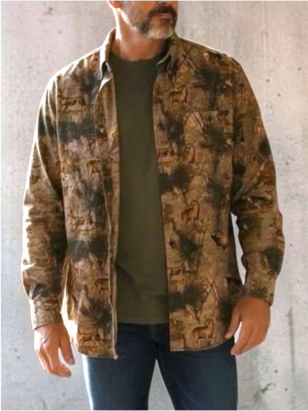 Columbia Deer Print Realtree Camo Button Up Hunting Shirt Mens XXL 2XL Outdoors
